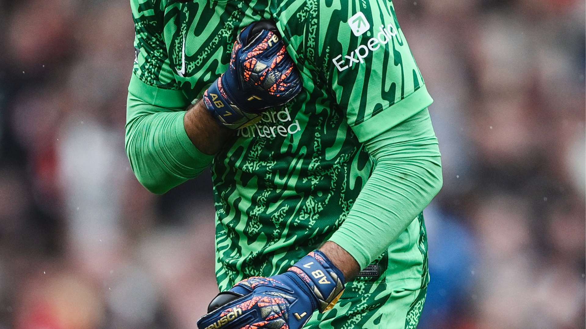 意甲聯盟：穆裏尼奧因“打電話手勢”被禁賽2場 罰款2萬歐.